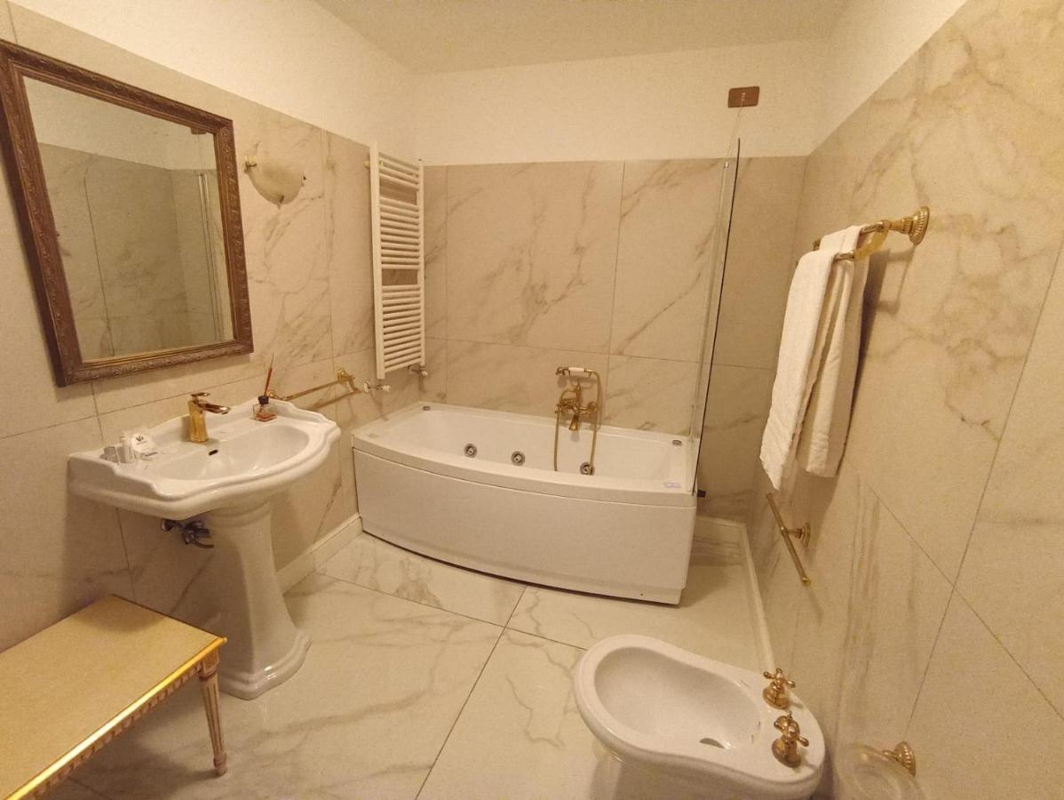 Mercanti Apts Via Passarella Milano Ngoại thất bức ảnh